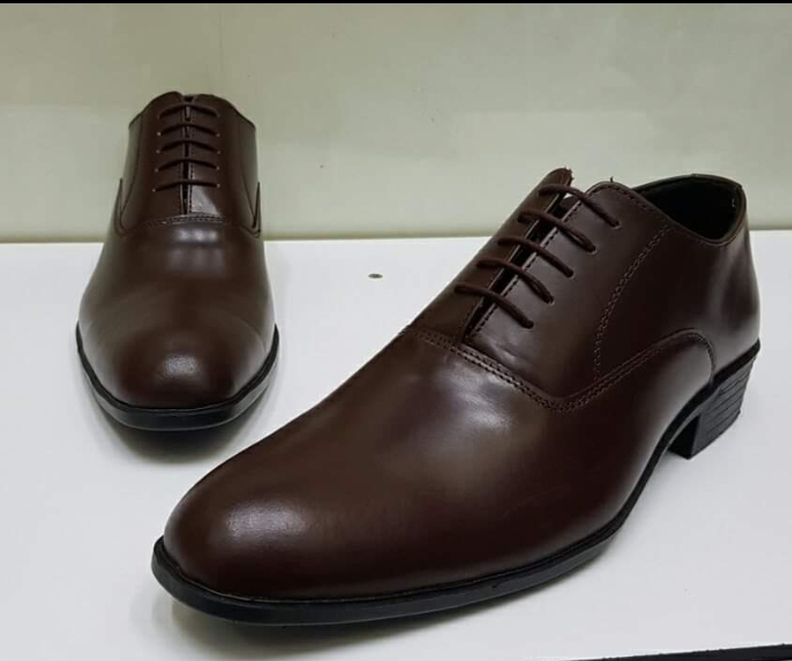 FASHION MENS FORMAL OFFICIAL OR CASUAL SHOES - Brown
