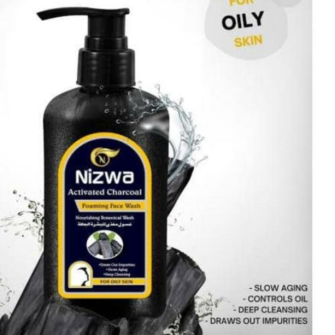 NIZWA Activated Charcoal Foaming Face Wash